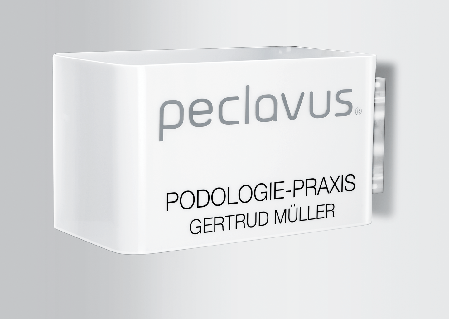 peclavus - Leuchtschild für den Außenbereich